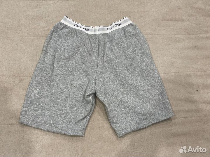 Шорты Calvin klein размер М