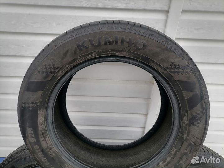 Kumho Ecsta HS51 205/60 R16 92H