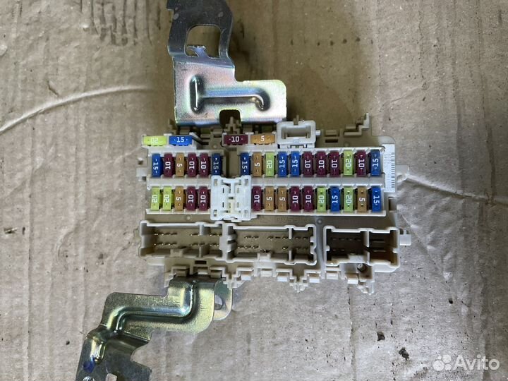 Блок предохранителей Nissan X-Trail T32