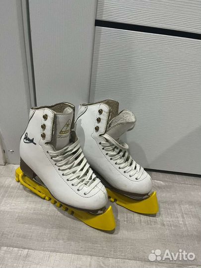 Фигурные коньки jackson freestyle