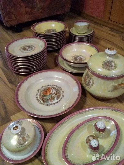 Обеденный сервиз 
