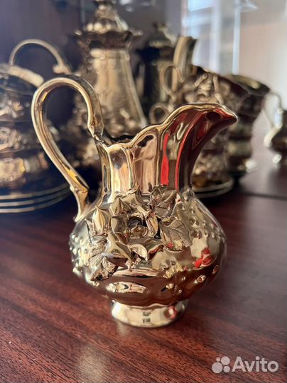 Сервиз золотой