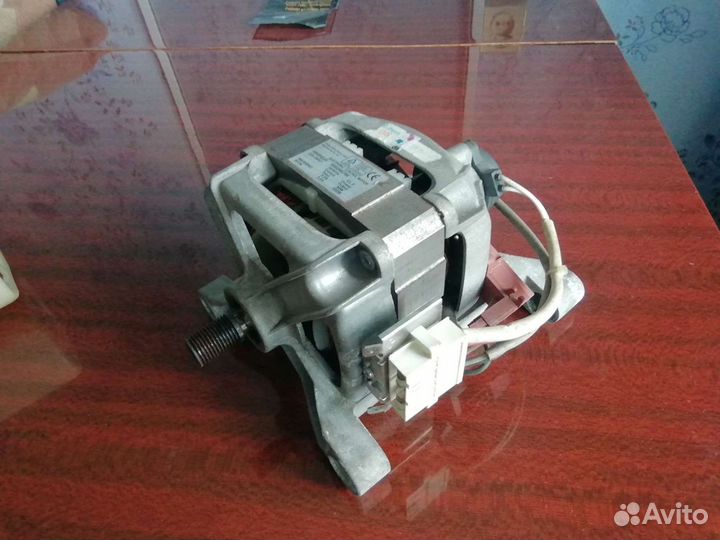 Двигататель стиральной машины