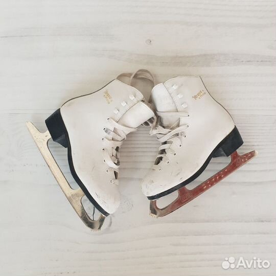 Коньки для фигурного катания Arosa Prima 32 р