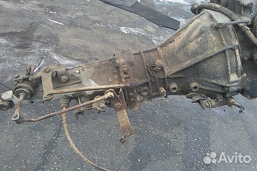 Механическая коробка МКПП nissan caravan E23 SD22