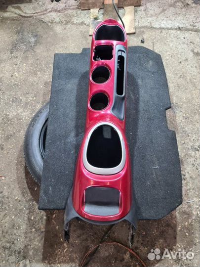 Консоль центральная Nissan Juke F15 1.6 DDT 2011