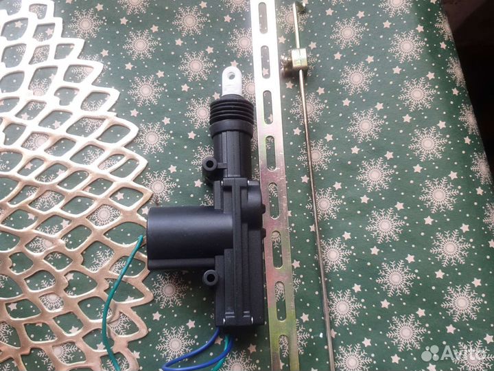 Актуатор двери