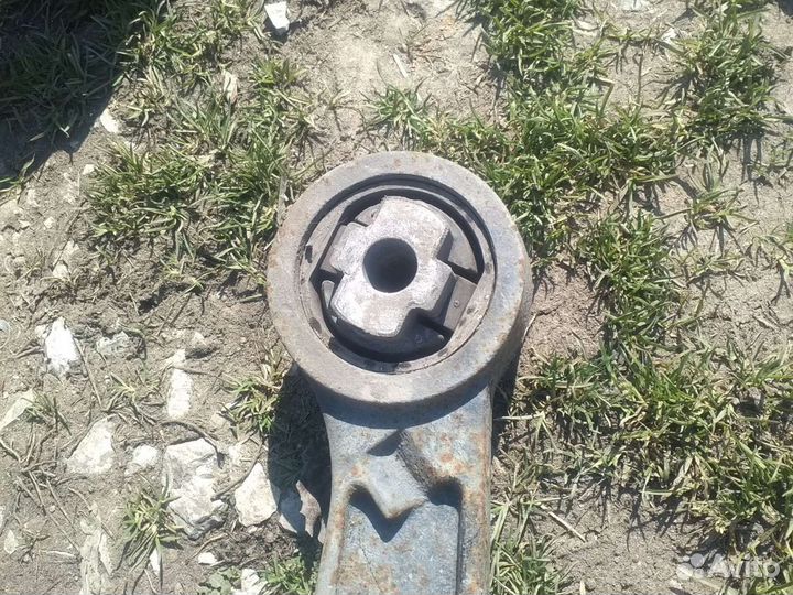 Рычаг правый Пежо Боксер 2006-2014г