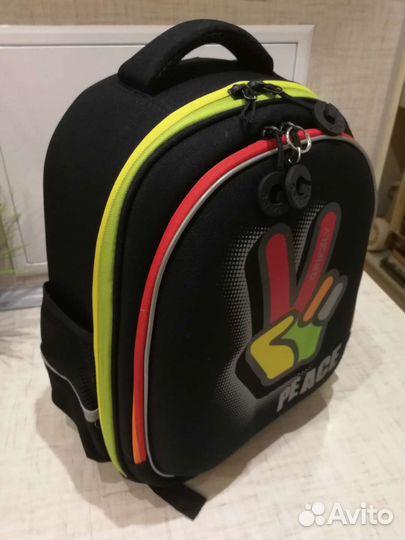 Школьный рюкзак