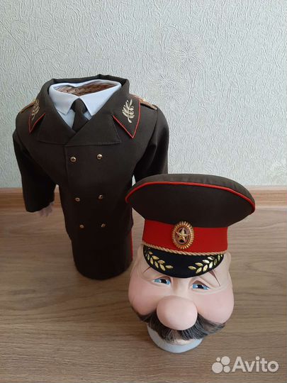 Кукла бар, Генерал, новая