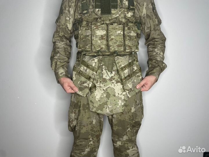 Плитник с подсумками