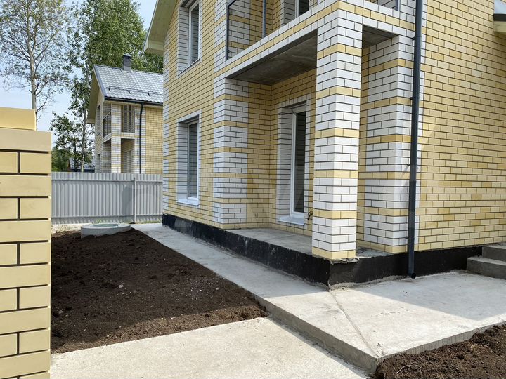 Дом 100 м² на участке 7 сот.