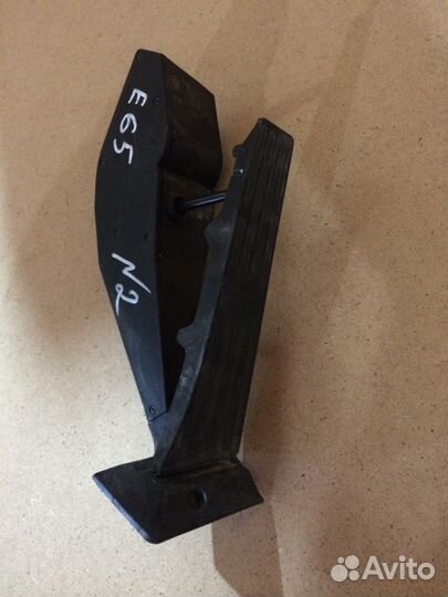 Педаль газа BMW e65