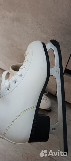 Коньки фигурные