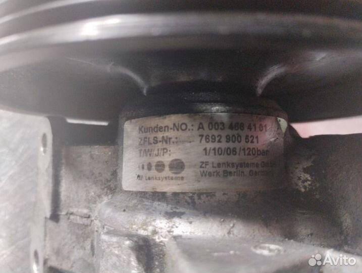 Насос гидроусилителя руля Mercedes E-Class W211