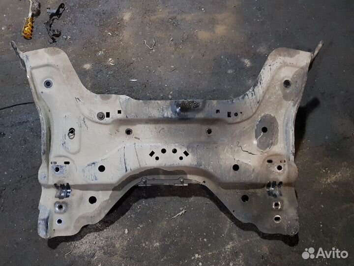 Подрамник Peugeot 308 2008 1.6 МКПП