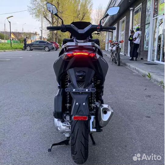 Скутер Regulmoto element 300CC 4T (LJ300T-18) EFI