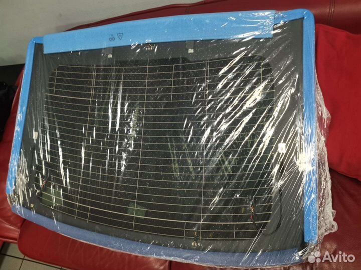 Заднее стекло нов Bmw X6 G06 F96 заднее стекло