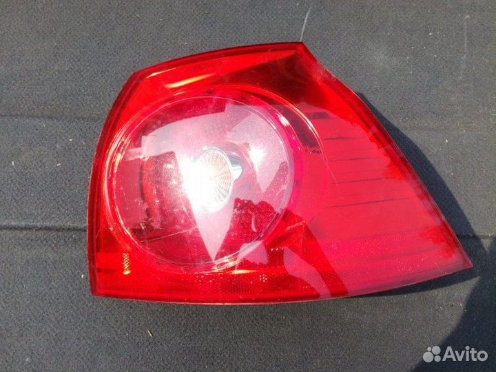 Фонарь задний правый Volkswagen Golf 5 2003-2009