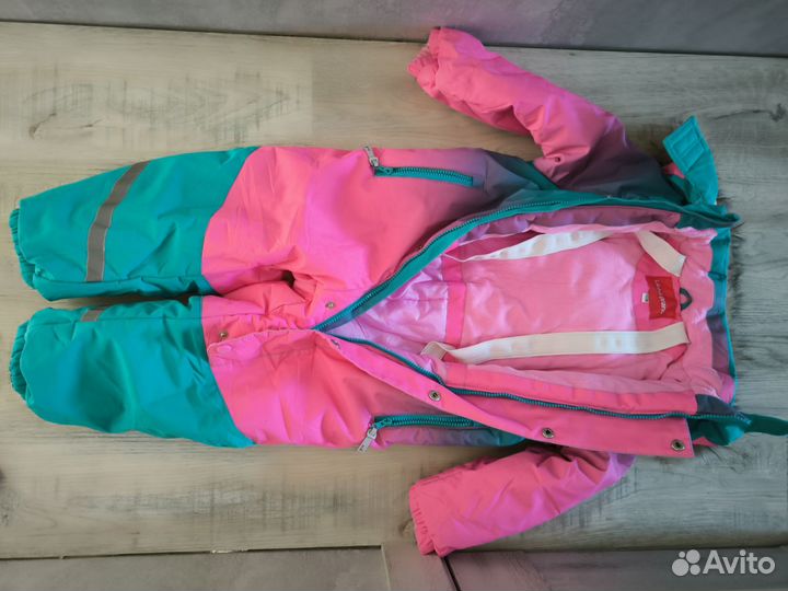 Зимний комбинезон для девочки