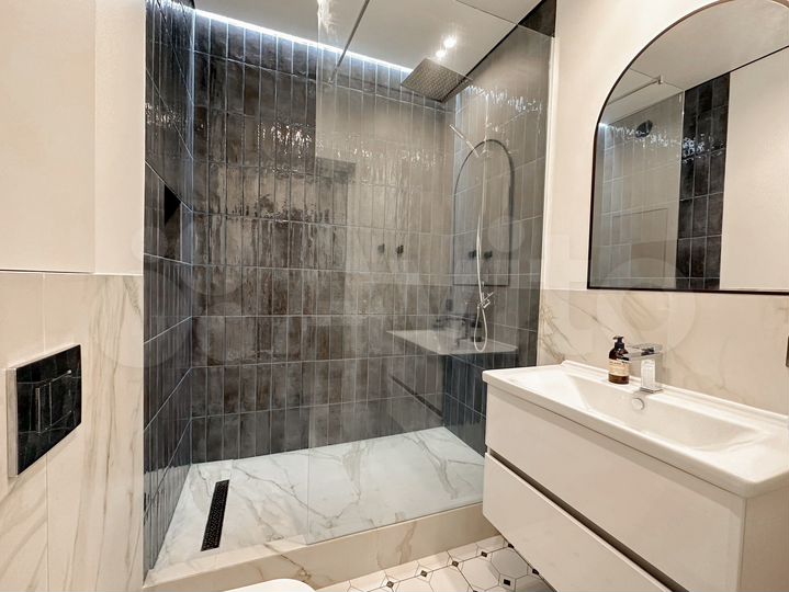 Квартира-студия, 33,4 м², 7/32 эт.