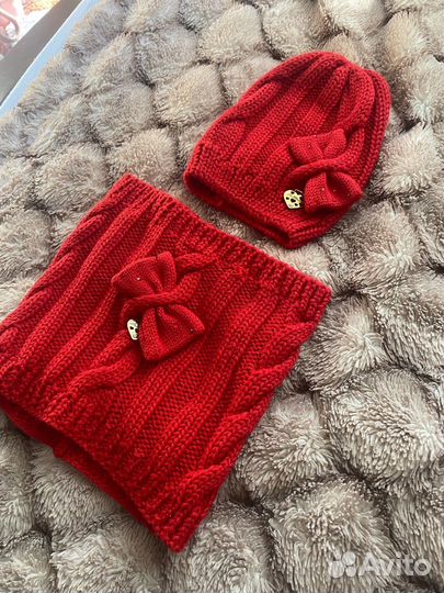 Шапка miss blumarine 5-7 лет. Италия