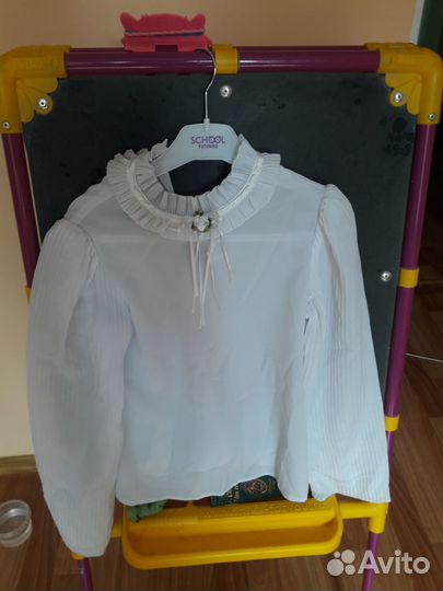 Блузка белая школьная