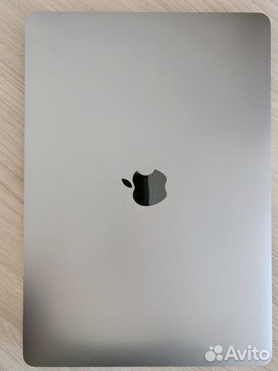 MacBook Pro 13 2022 8/256 Гб