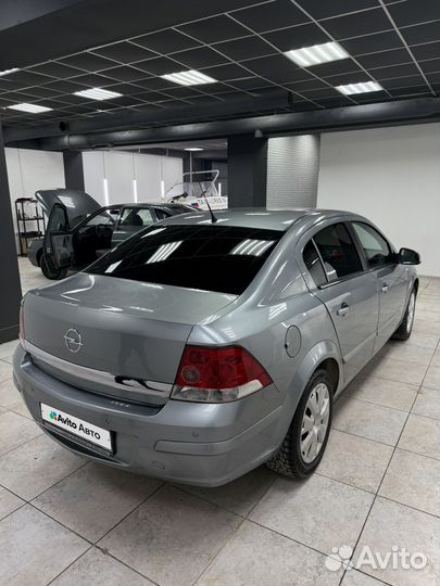 Opel Astra 1.8 AT, 2012, 89 000 км