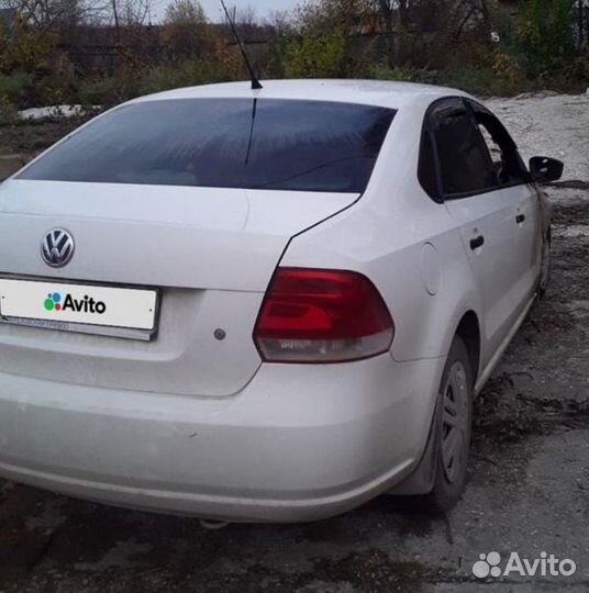 VW Polo V замок двери задней правой