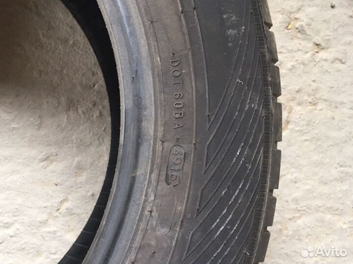 Nokian Tyres Hakka Blue 2 215/55 R16