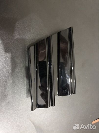 Заглушка буксировочного крюка Toyota Camry v70