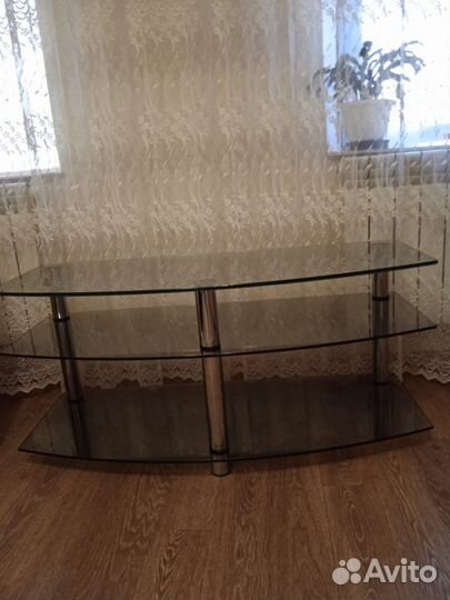 Стеклянная тумба