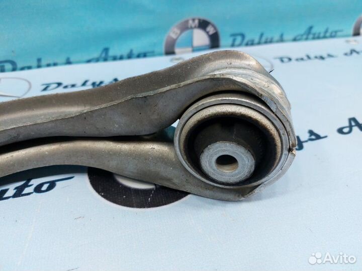 Рычаг верхний передний правый Mercedes-Benz