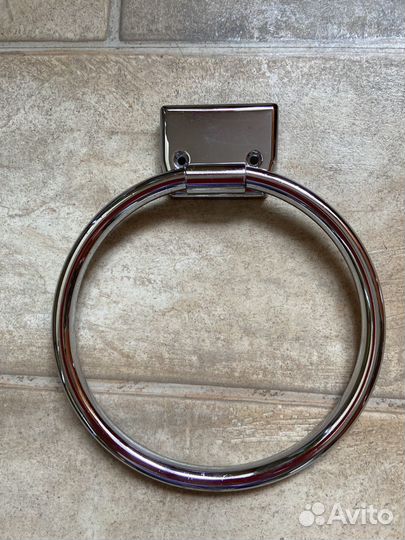 Полотенцедержатели для ванной комнаты