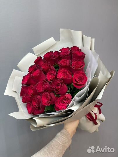 Букеты 101 роза Доставка Корзина роз цветы