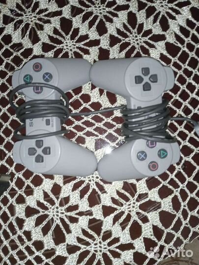 Консоль PlayStation 1