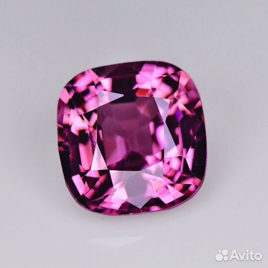 Сапфир натуральный 0,27Ct 4х4мм VVS Cushion