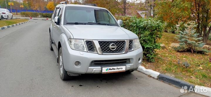 Nissan Pathfinder 2.5 МТ, 2010, 137 000 км