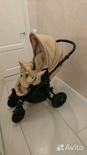 Коляска tuttis zippy pia 3в1