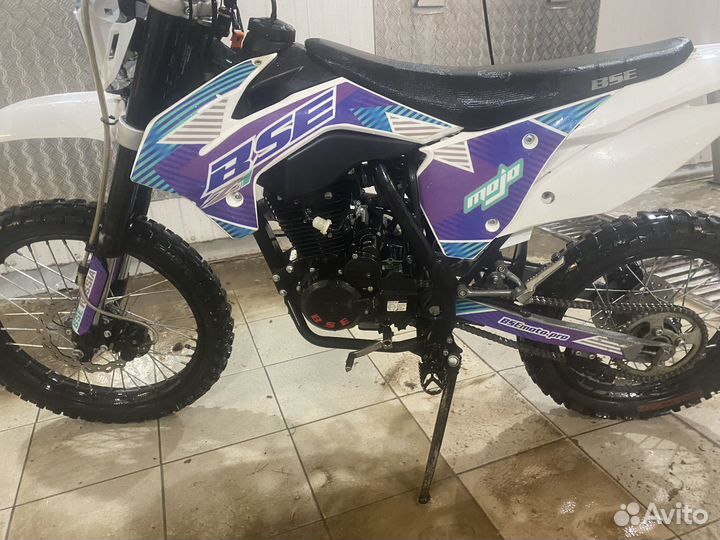 Bse Z1