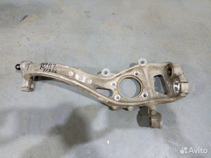 Кулак поворотный передний правый Audi A6 C8