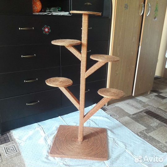 Подставка под цветы