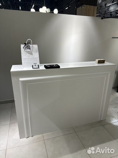 Ресепшен стойка для салона новая