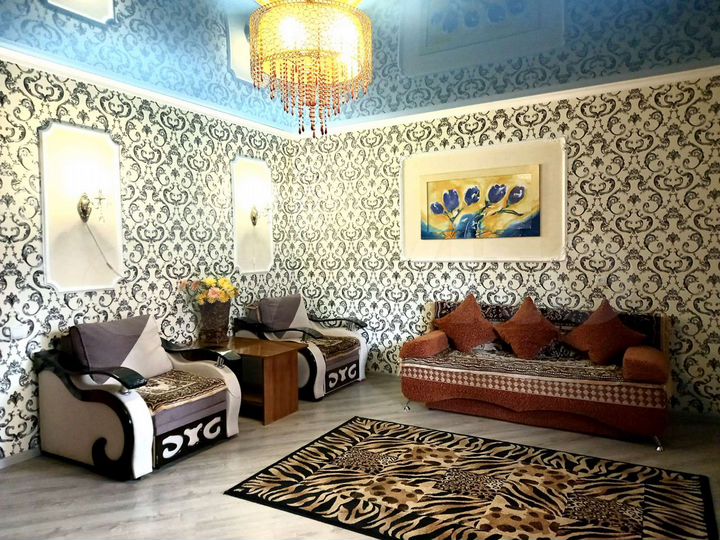 2-к. квартира, 60 м², 1/3 эт.