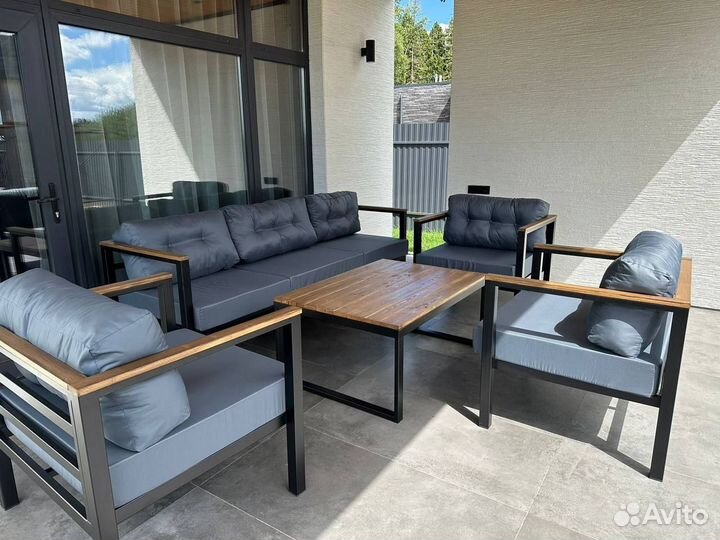 Терассная уличная мебель в стиле лофт