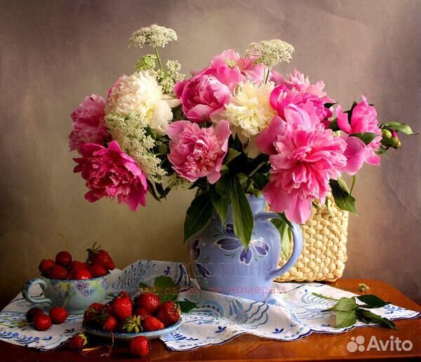 Картина по номерам 40x50 Пионы в кувшине и клубник