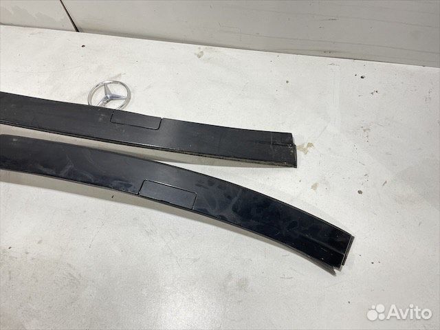 Молдинг панорамной крыши левый Мерседес 207 w207