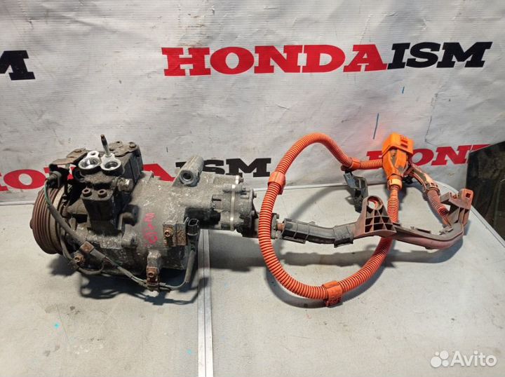 Компрессор кондиционера Honda Civic 8 4D FD3 LDA2