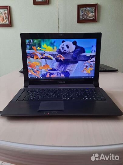Asus N53J/10 i5/4/750Gb/3Gb две видеокарты под игр